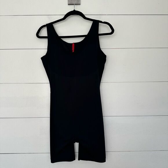 Spanx Women’s Trust Your Thinstincts Black Bodysuit Size 1 - Picture 1 of 6